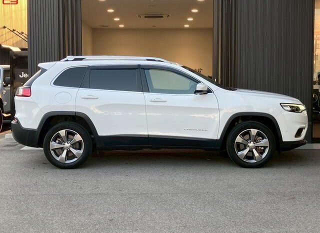 
								CHRYSLER JEEP JEEP CHEROKEE FOR SALE IN KENYA full									